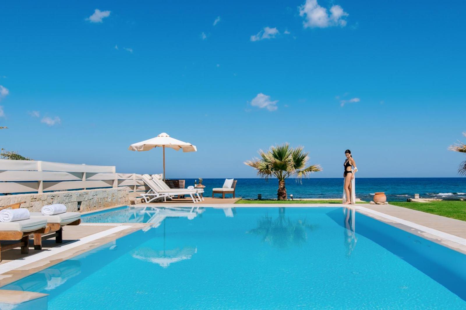 Hersonissos Beach Villa Exterior photo